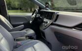 Toyota Sienna 3 generation Minivan 5-doors