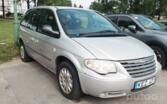 Chrysler Voyager 4 generation [restyling] Minivan
