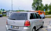 Opel Zafira B Minivan 5-doors
