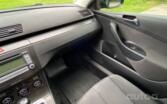 Volkswagen Passat B6 Sedan 4-doors