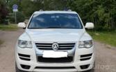 Volkswagen Touareg 1 generation Crossover