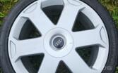 Audi Avus R18, lietie