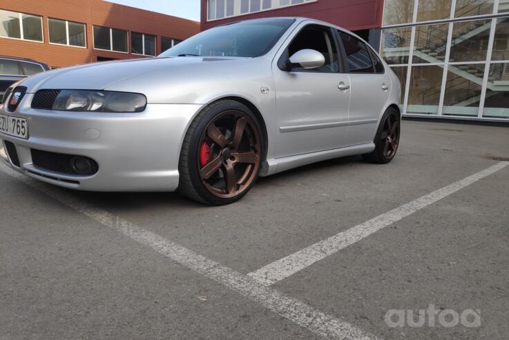 SEAT Leon 1 generation Hatchback