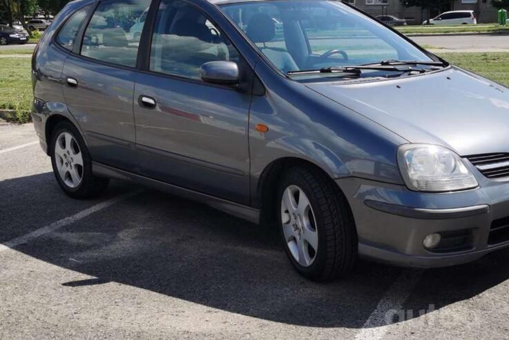 Nissan Almera Tino 1 generation [restyling]