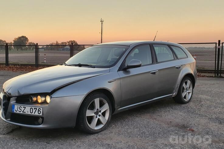 Alfa Romeo 159 1 generation Sportwagon wagon