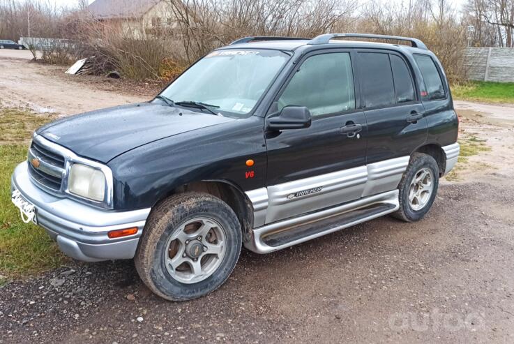 Chevrolet Tracker 2 generation SUV 5-doors