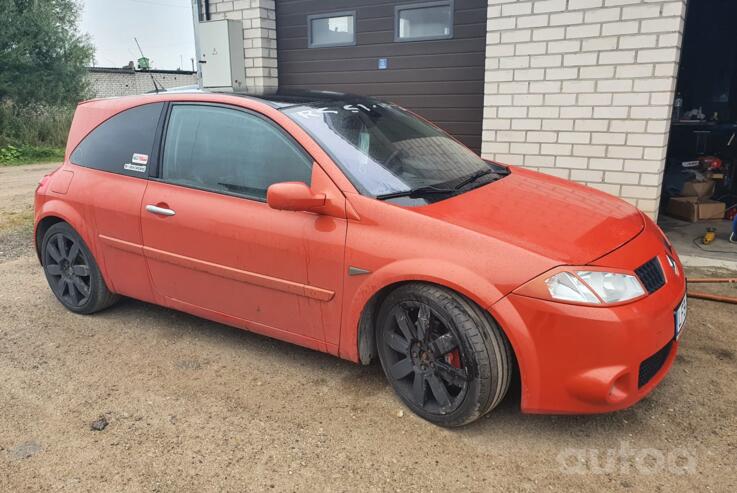 Renault Megane RS 2 generation