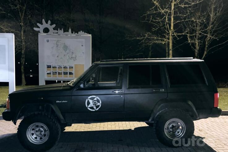 Jeep Cherokee XJ SUV 5-doors