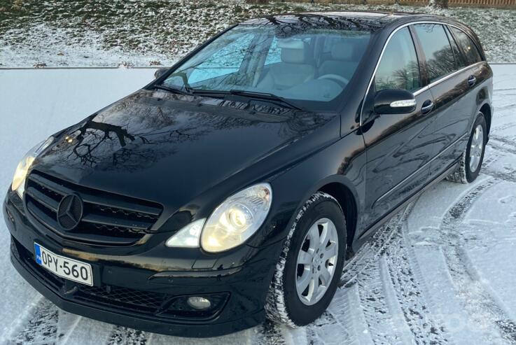 Mercedes-Benz R-Class W251 AMG minivan