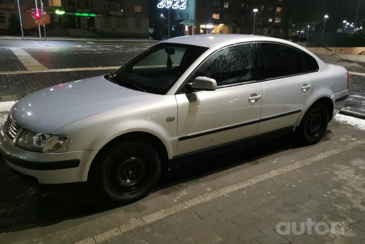 Volkswagen Passat B5 Sedan 4-doors