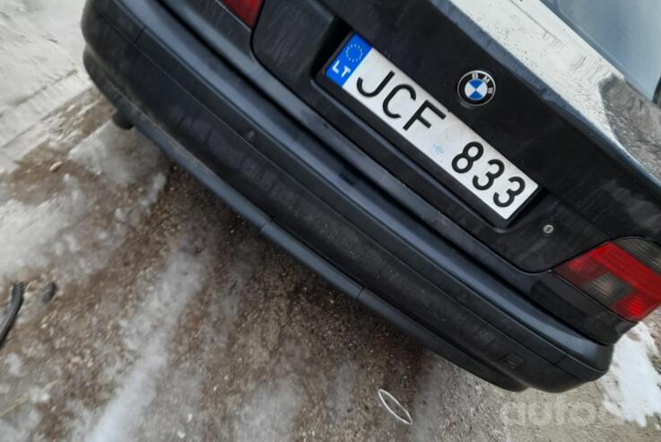 BMW 5 Series E39 Sedan 4-doors
