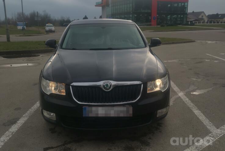Skoda Superb 2 generation Combi wagon