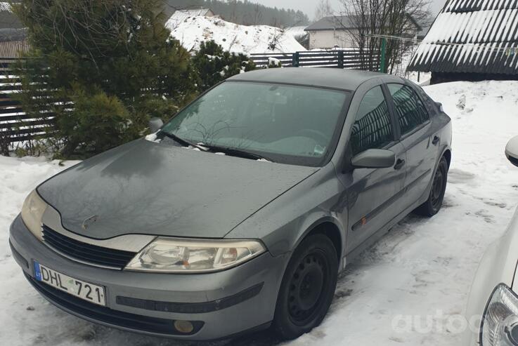 Renault Laguna 2 generation Liftback