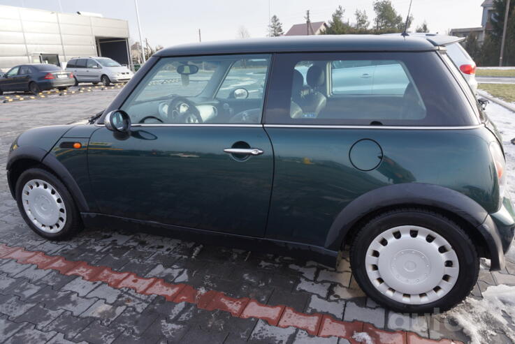 Mini One R50 Hatchback
