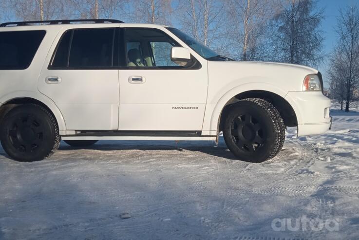 Lincoln Navigator 2 generation SUV