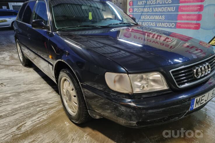 Audi A6 A4/C4 wagon