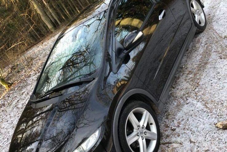 Honda Civic 8 generation Type-S hatchback 3-doors