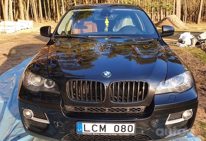 BMW X6 E71/E72 Sports Activity Coupe crossover