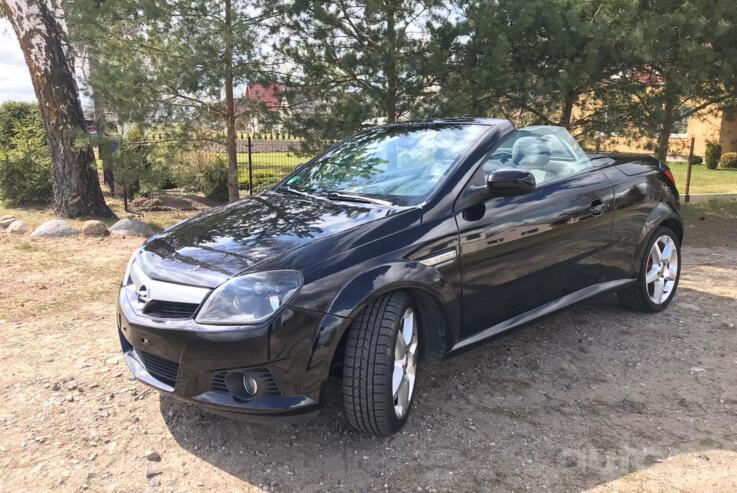 Opel Tigra 2 generation Twin Top cabriolet