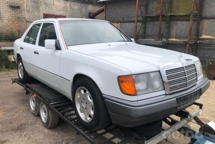 Mercedes-Benz E-Class W124 [restyling] Sedan 4-doors