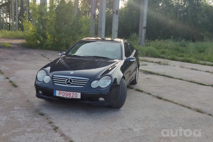 Mercedes-Benz C-Class W203/S203/CL203 Coupe 3-doors