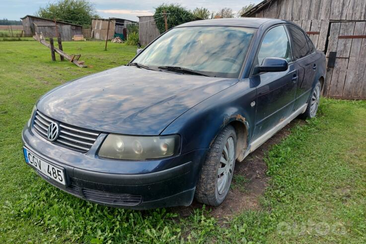 Volkswagen Passat B5 Sedan 4-doors