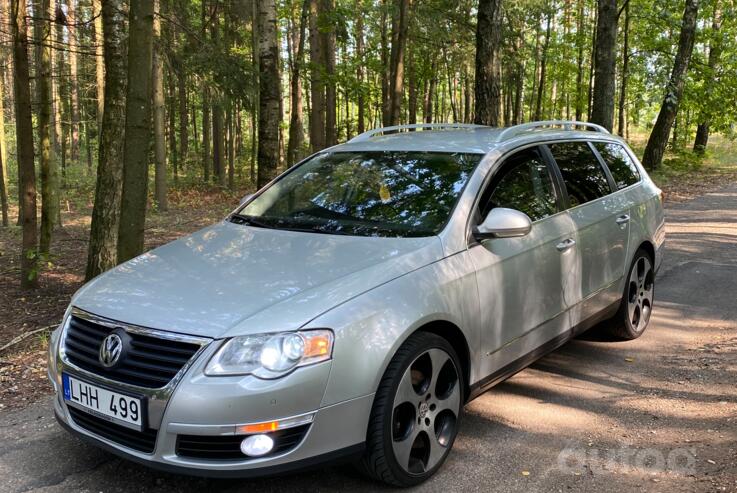 Volkswagen Passat B6 wagon 5-doors