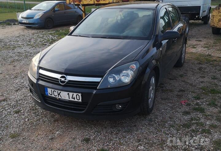 Opel Astra H Hatchback