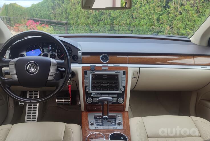 Volkswagen Phaeton 1 generation [2th restyling] Sedan