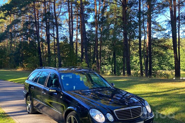 Mercedes-Benz E-Class W211/S211 wagon 5-doors