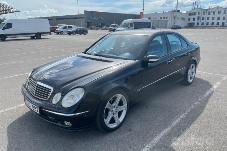 Mercedes-Benz E-Class W211 Sedan
