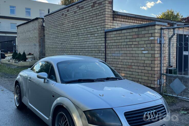 Audi TT 8N Coupe