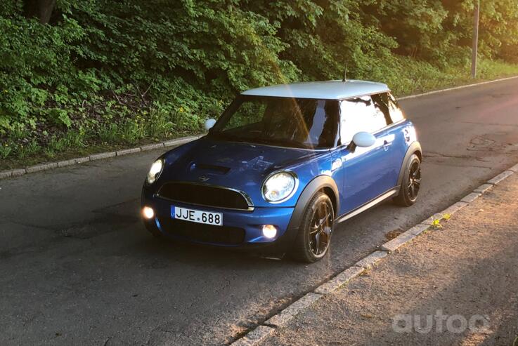 Mini Cooper S R56 Hatchback