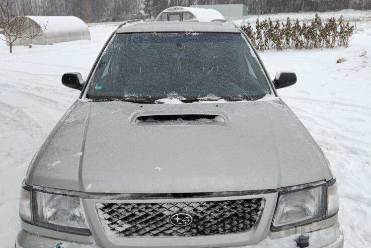 Subaru Forester 1 generation JP-spec crossover 5-doors