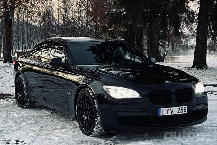 BMW 7 Series F01/F02 Sedan