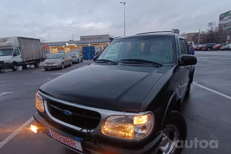 Ford Explorer 2 generation SUV 5-doors