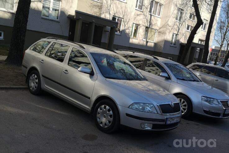 Skoda Octavia 2 generation Liftback 5-doors