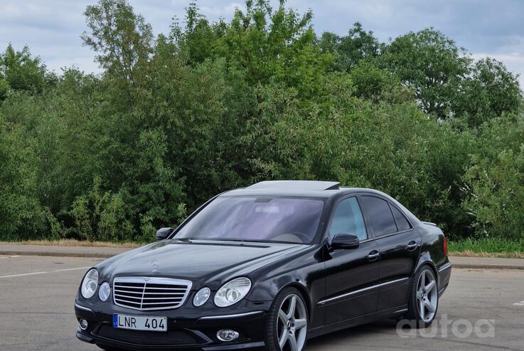 Mercedes-Benz E-Class W211 Sedan