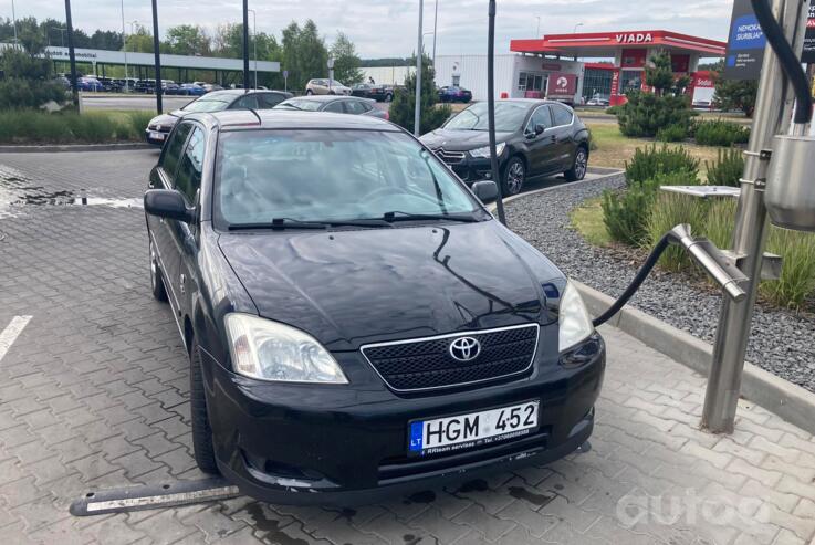 Toyota Corolla E120 Hatchback 5-doors