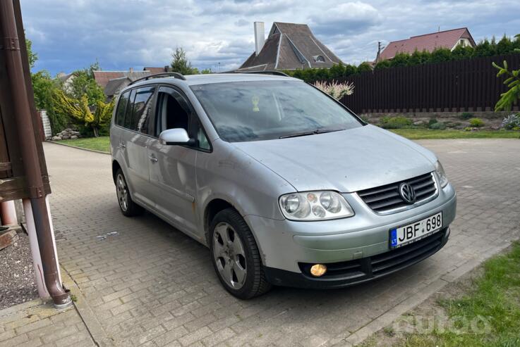 Volkswagen Touran 1 generation Minivan