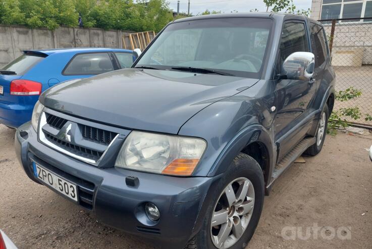 Mitsubishi Pajero 3 generation [restyling] SUV 3-doors