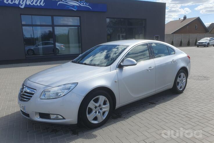 Opel Insignia A Sedan 4-doors