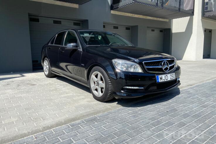 Mercedes-Benz C-Class W204/S204 Sedan