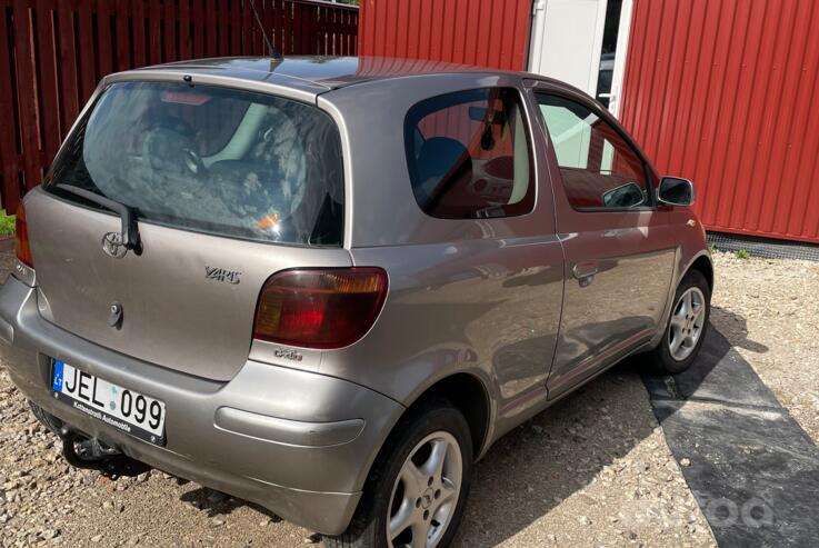 Toyota Yaris 1 generation [restyling]