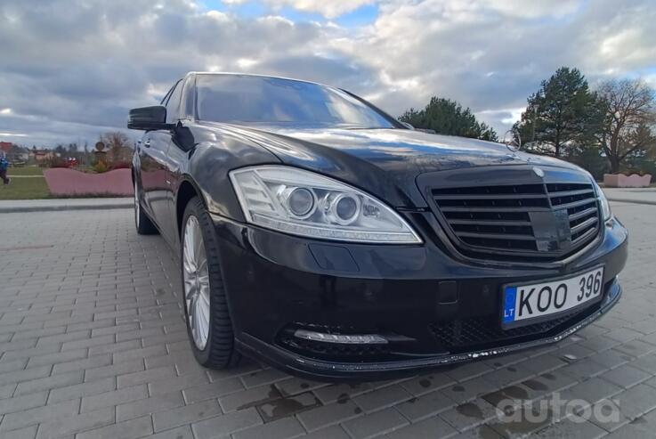 Mercedes-Benz S-Class W221 [restyling] Sedan 4-doors