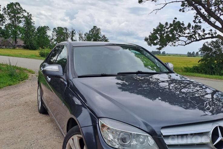 Mercedes-Benz C-Class W204/S204 Sedan