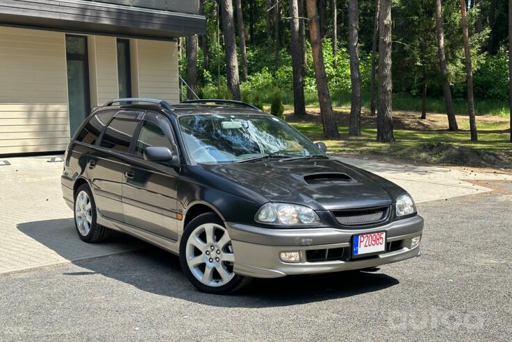 Toyota Caldina 2 generation wagon