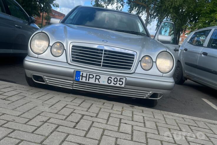 Mercedes-Benz E-Class W210/S210 [restyling] Sedan