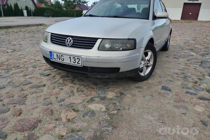 Volkswagen Passat B5 Sedan 4-doors