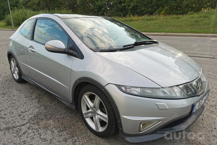 Honda Civic 8 generation Coupe 2-doors